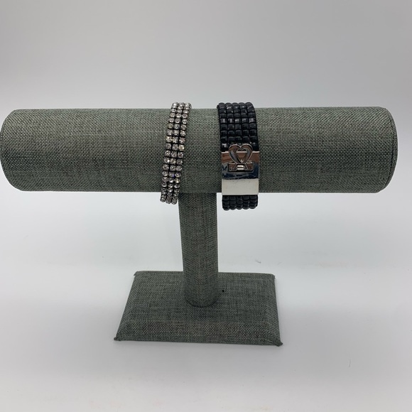 Black & Silver Heart Bracelet Interlock Clasp & Diamond Stretch Wide Cuff (2) - Picture 3 of 4
